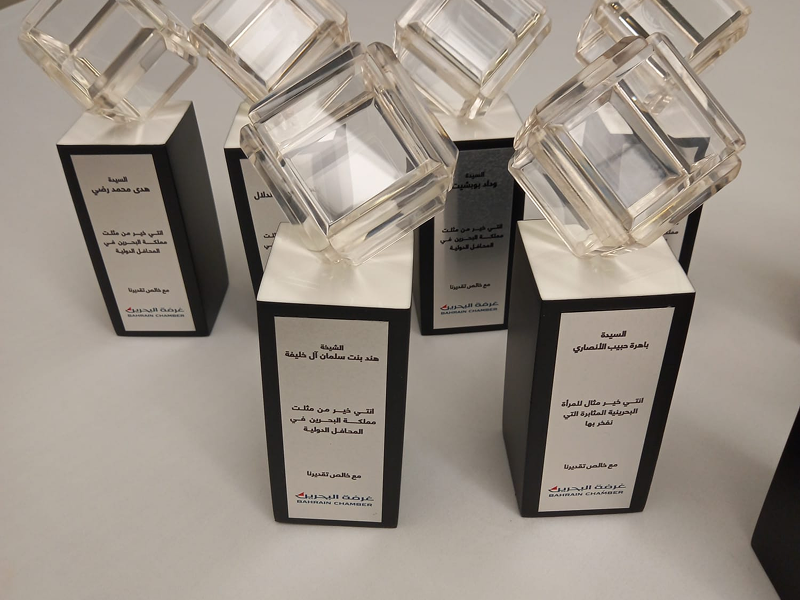 Acrylic Trophies Fabrication